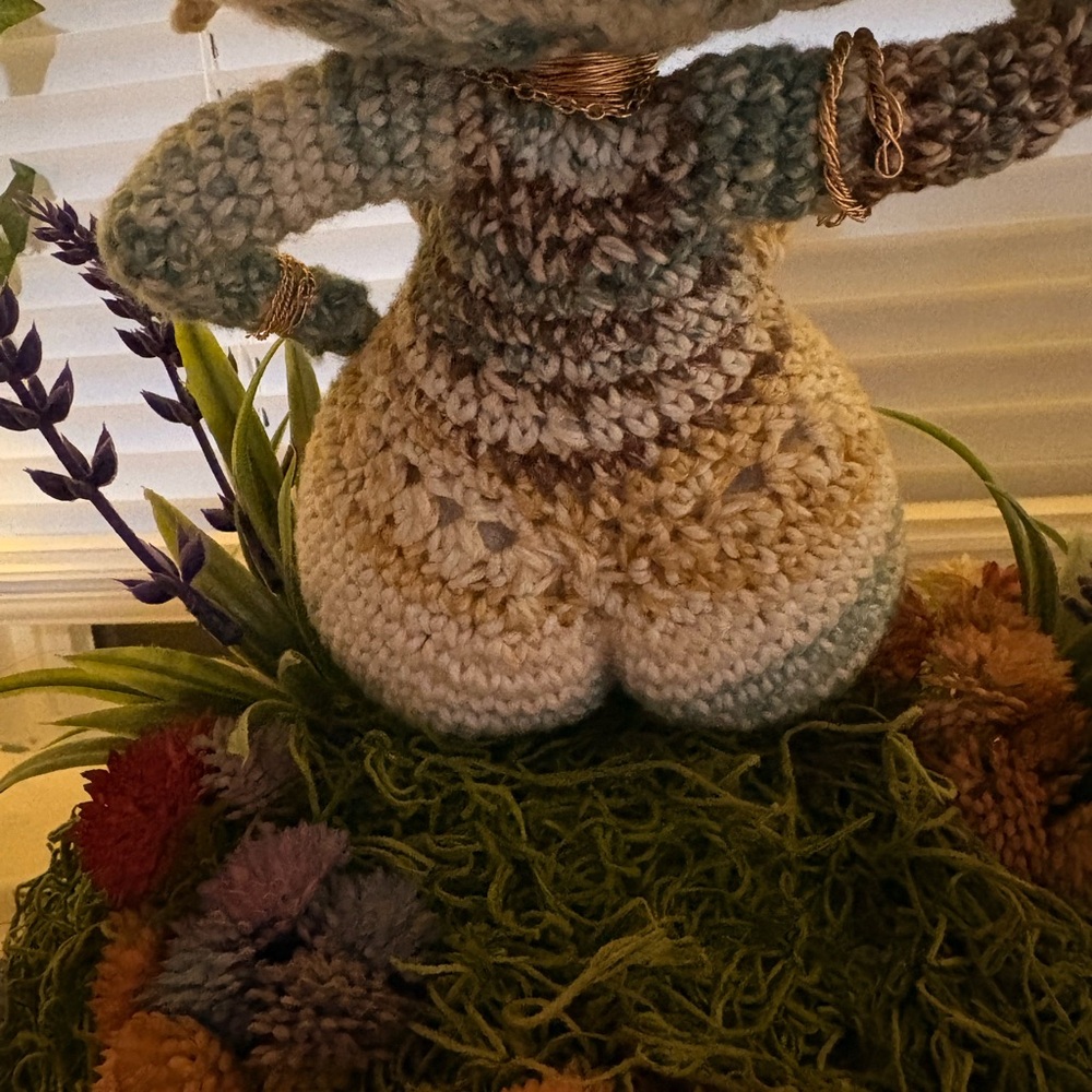 Handcrafted Multicolor Crochet Art Piece - Picture 2 of 3